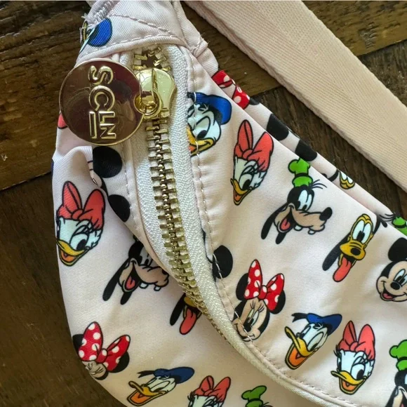 Stoney Clover Lane X Disney Sensational 6 Mickey&Friends Original Fanny Pack-EUC - Picture 2 of 6